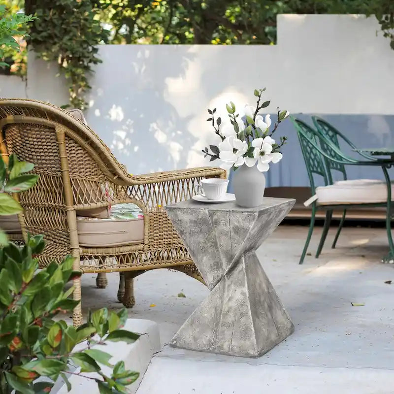 Table d'appoint sablier Concrete – Intérieur/extérieur, 32 cm L x 46 cm H
