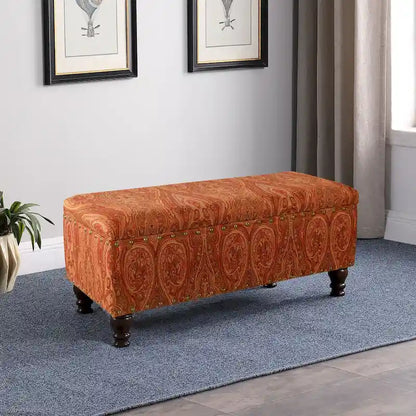 Banc de rangement capitonné avec clous décoratifs en bronze, couvercle à charnière et pieds en bois – Plusieurs coloris