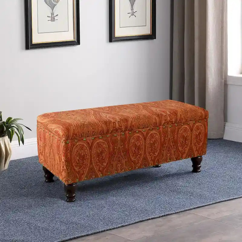 Banc de rangement capitonné avec clous décoratifs en bronze, couvercle à charnière et pieds en bois – Plusieurs coloris