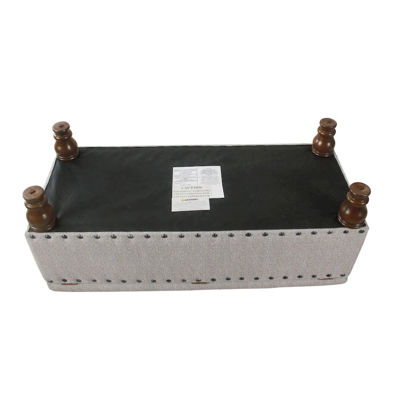 Banc de rangement capitonné avec clous décoratifs en bronze, couvercle à charnière et pieds en bois – Plusieurs coloris