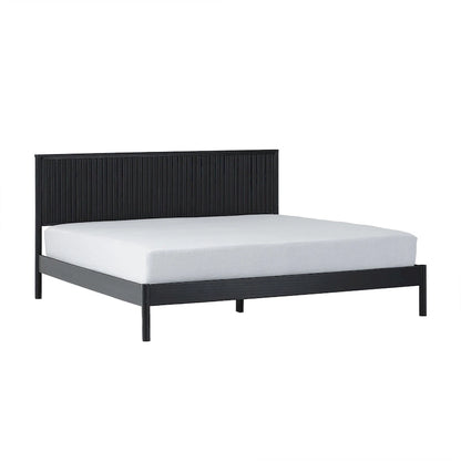 Lit plateforme King en pin massif de style transitoire avec tête de lit cannelée – Aucun sommier requis