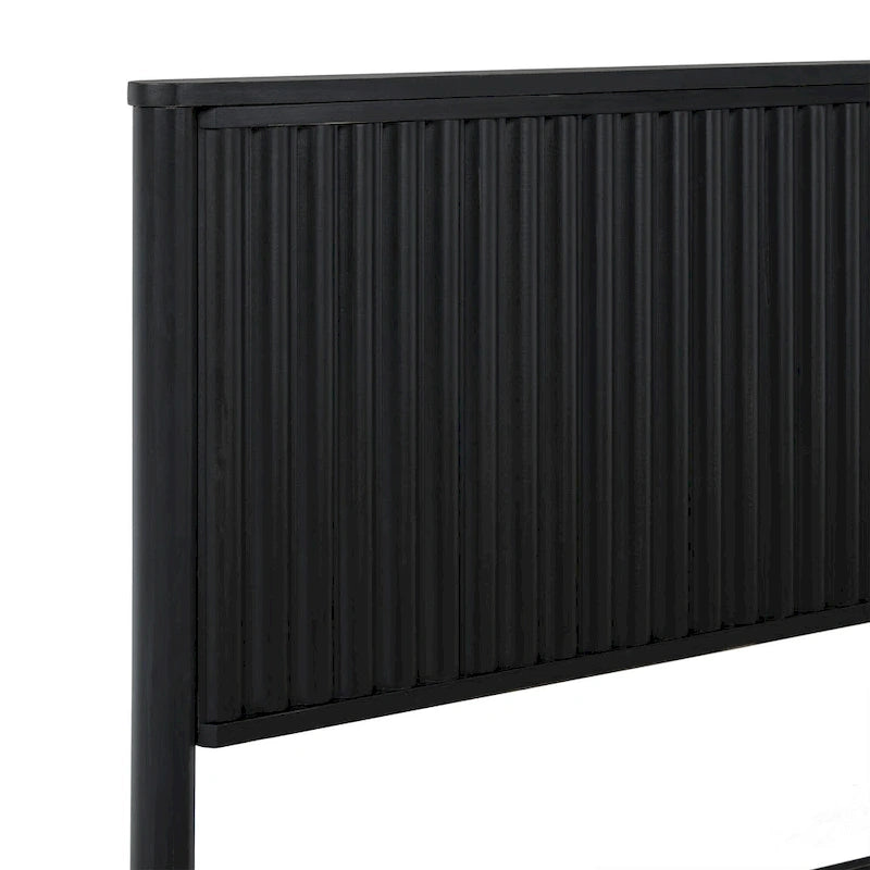 Lit plateforme King en pin massif de style transitoire avec tête de lit cannelée – Aucun sommier requis