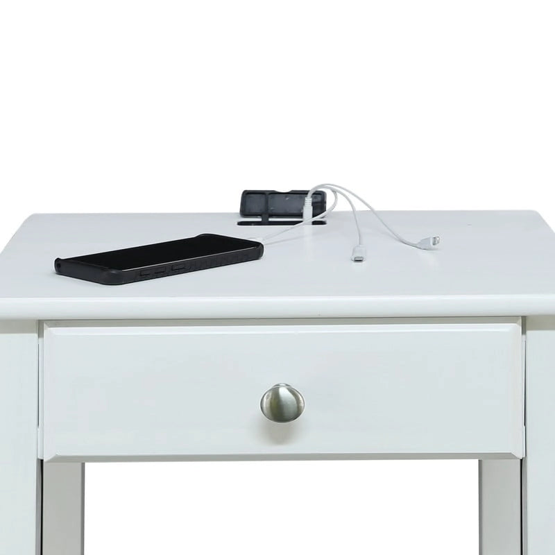Table de chevet en bois massif à 1 tiroir avec 4 ports de chargement USB – 3 finitions