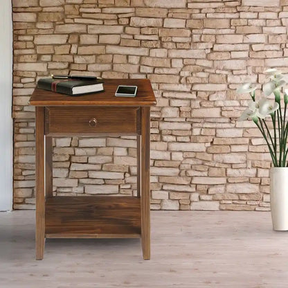 Table de chevet en bois massif à 1 tiroir avec 4 ports de chargement USB – 3 finitions