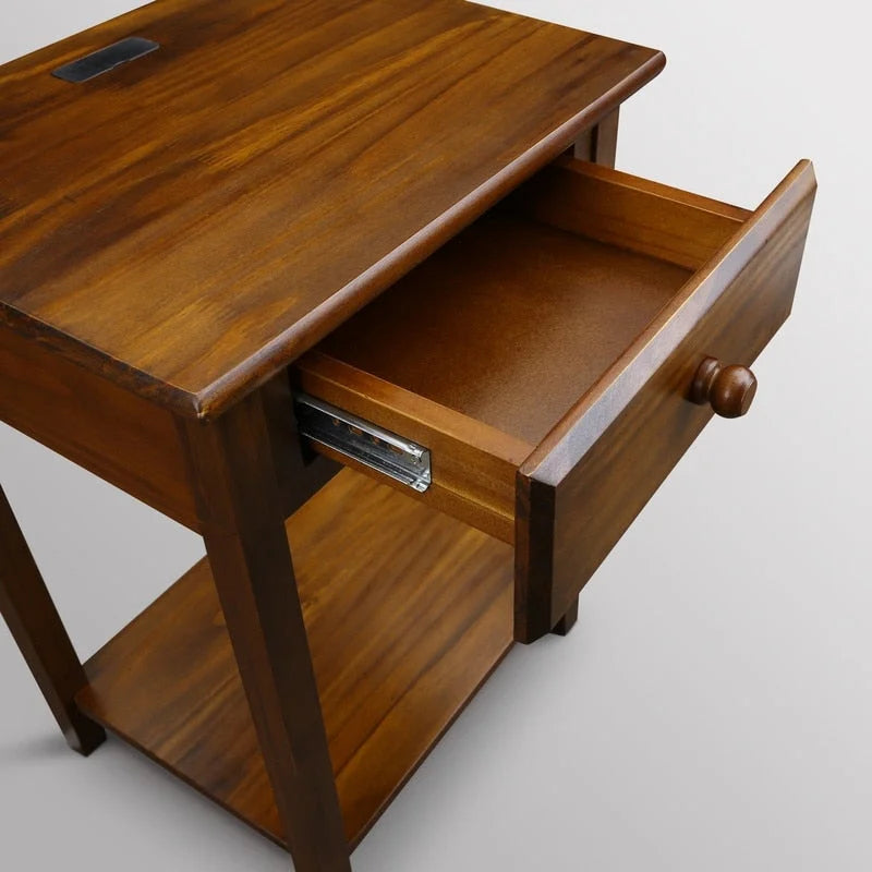 Table de chevet en bois massif à 1 tiroir avec 4 ports de chargement USB – 3 finitions